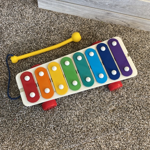 Fisher Price Classics Xylophone 11 Inch Vintage from before 2000 Pull Roll - Picture 2 of 7